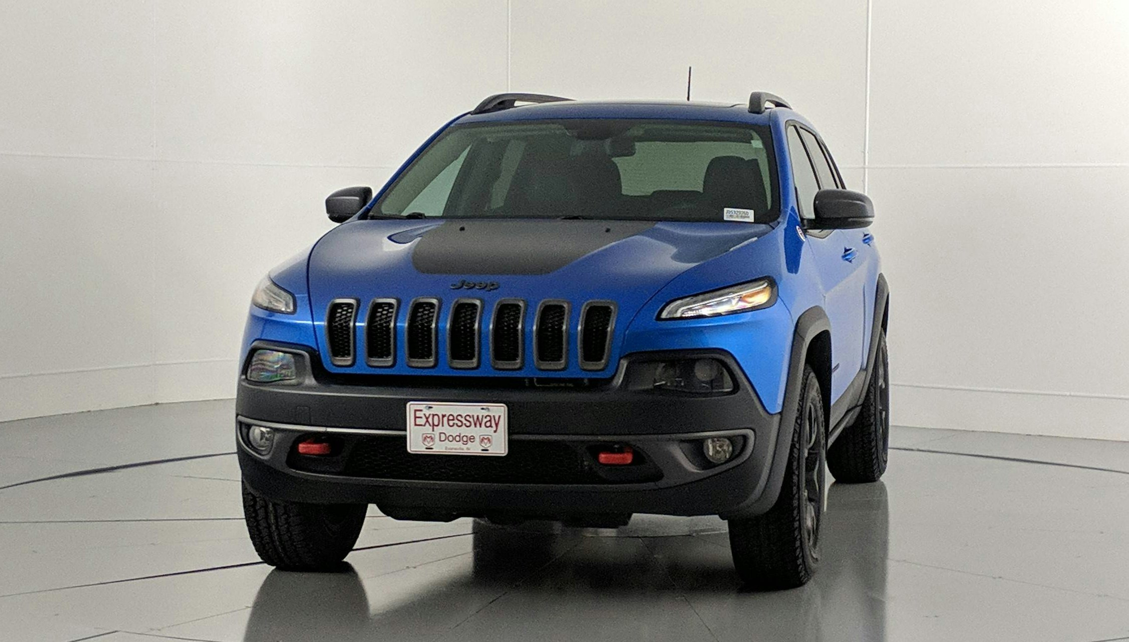 18 Jeep Cherokee Trailhawk In Evansville In Evansvile Jeep Cherokee Expressway Dodge Inc